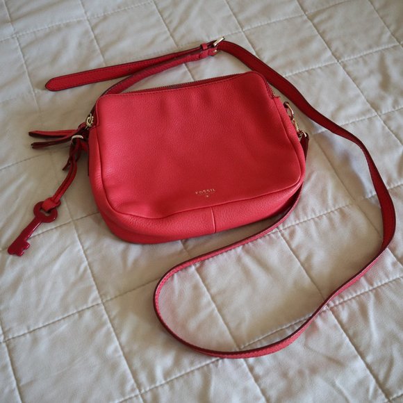 Poppy Red Fossil Crossbody Purse - Picture 7 of 16